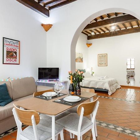 Pisa Stylish Loft In The City Center Bagian luar foto