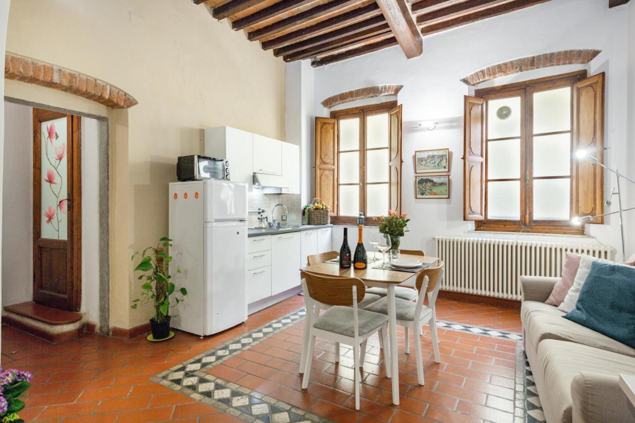 Pisa Stylish Loft In The City Center Bagian luar foto